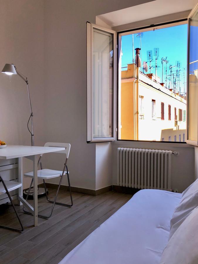 Appartement Termini Station Little House à Rome Extérieur photo