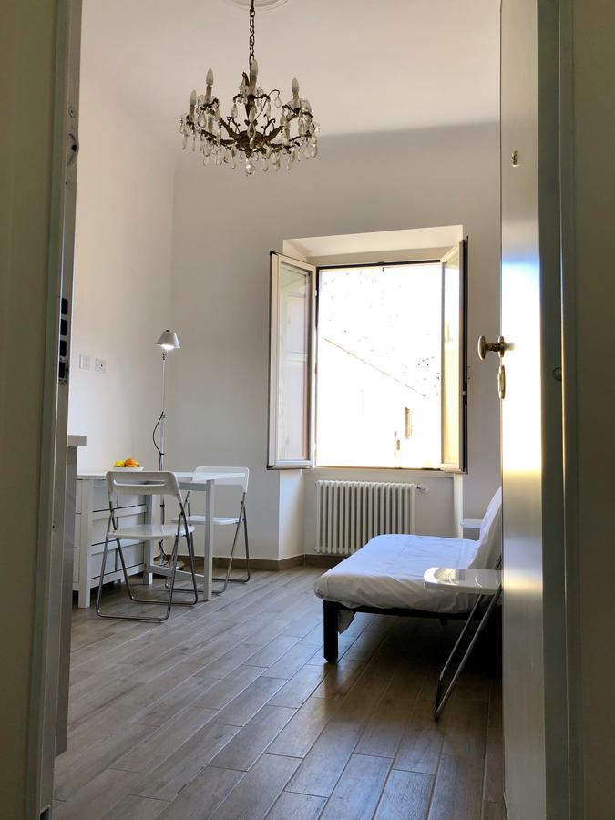 Appartement Termini Station Little House à Rome Extérieur photo